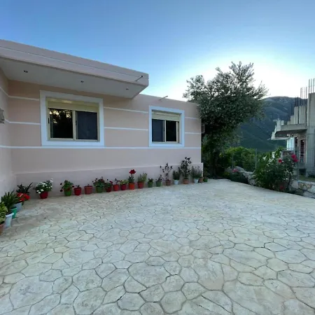 Villa Noga Borsh